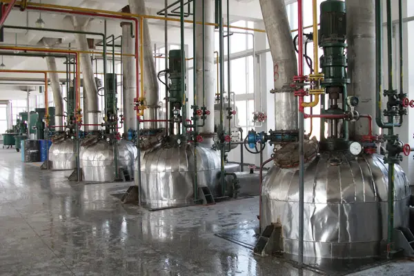 醫(yī)藥生產(chǎn)企業(yè)反應釜現(xiàn)場